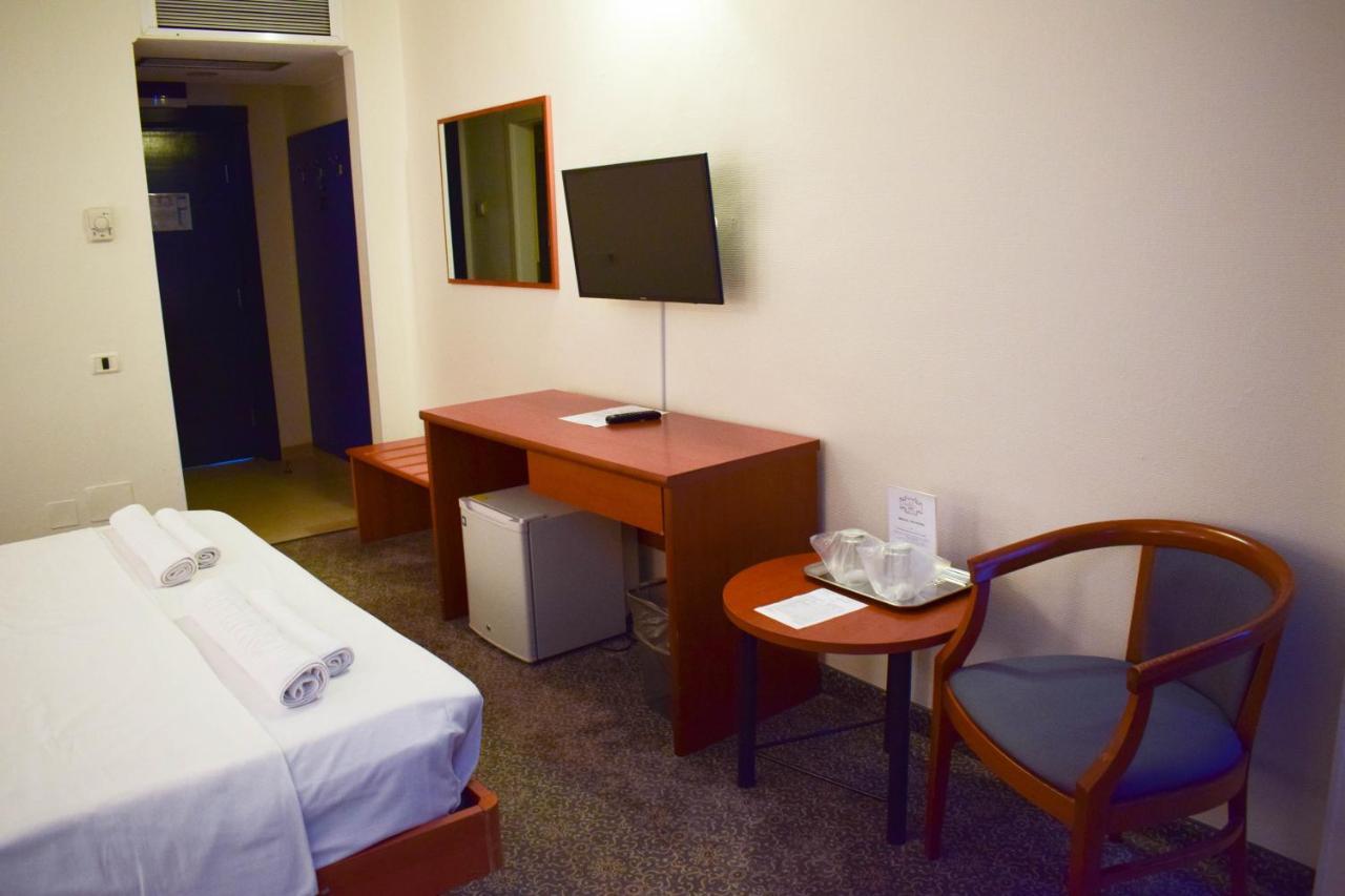 Bavaria Blu Hotel And Conference Centre Mamaja Zewnętrze zdjęcie